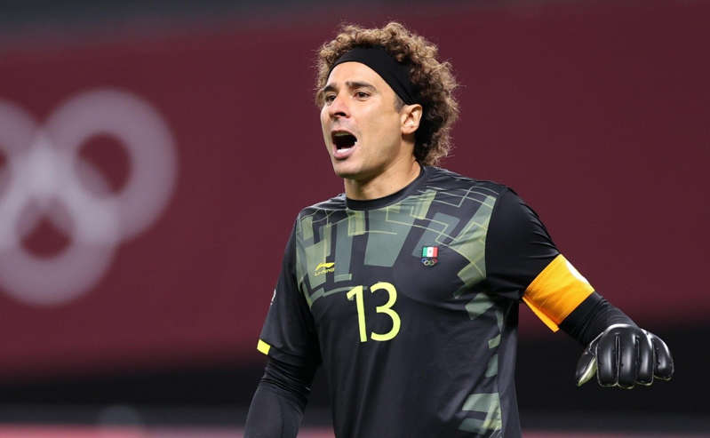 Memo Ochoa denunció preferencias y lujos para Japón