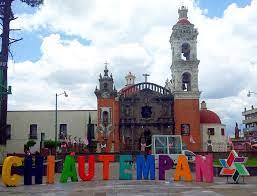 Por: Cortesía Comerciantes de Chiautempan se muestran inconformes frente al ayuntamiento.