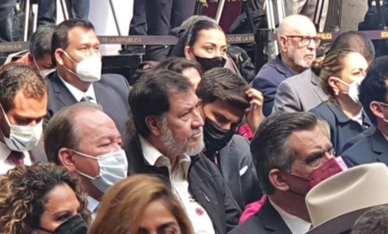 Por: Cortesía Gerardo Fernández Noroña reaparece en el Congreso sin cubrebocas tras recuperarse de COVID