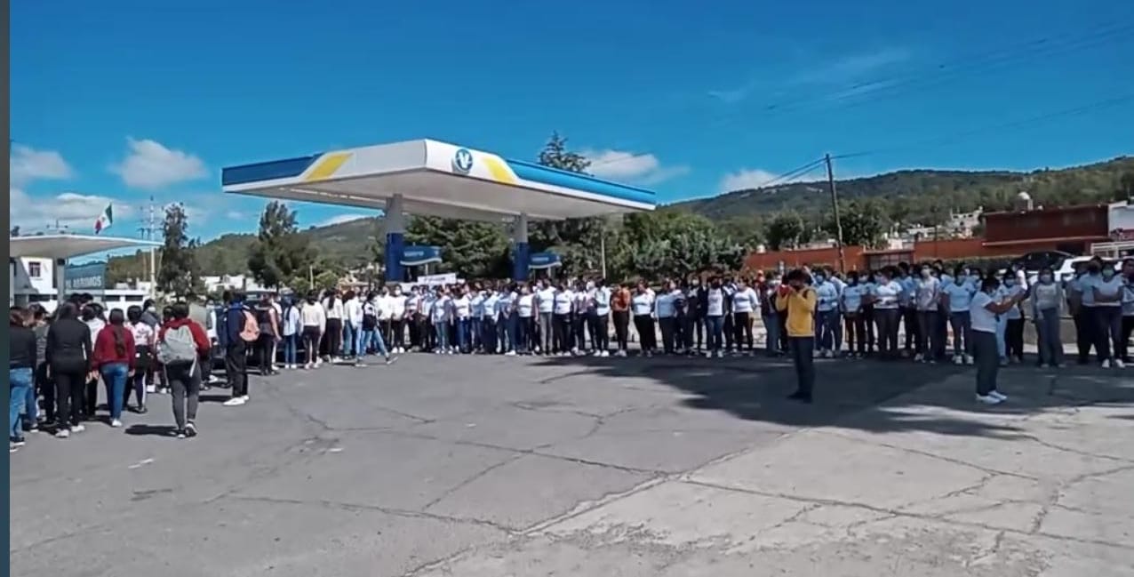 Por: Cortesía Marchan en honor a normalista fallecida en 2001