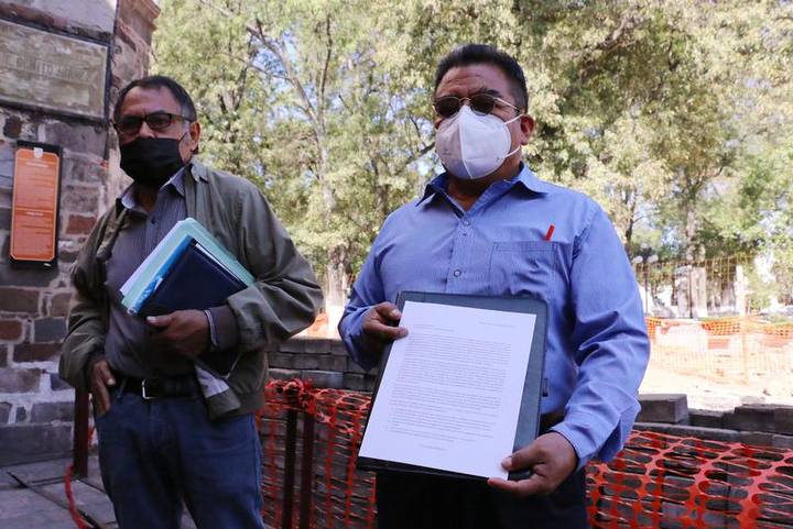 Miembros del Sinadoco solicitan a las autoridades toma de nota.