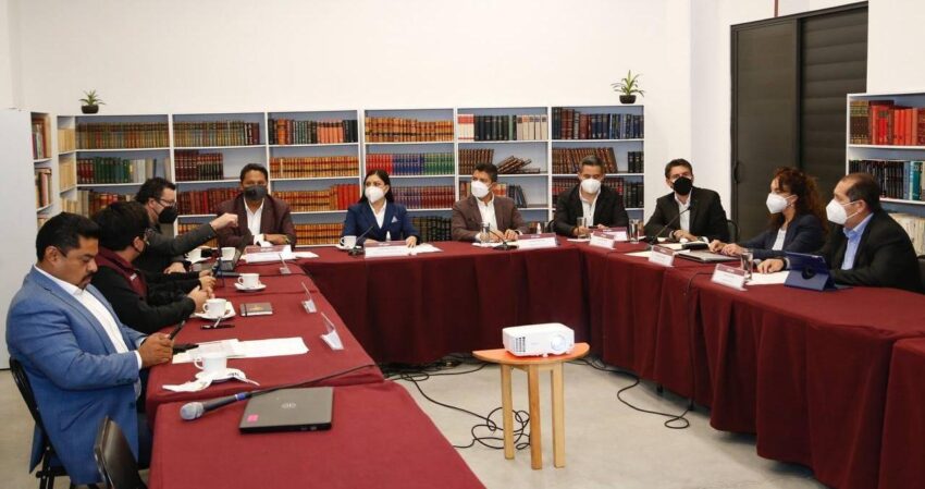 Por: Cortesía Eduardo Rivera y Claudia Rivera reanudan reuniones de entrega-recepción