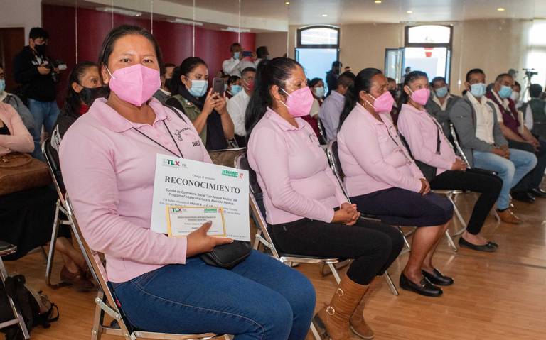 Comités de Contraloría Social reciben reconocimiento