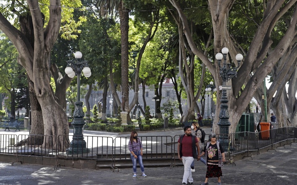 Por: Cortesía Volverán a colocar vallas metálicas al Zócalo de Puebla