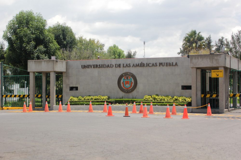 Convocan a marcha pacífica para liberar campus de la UDLAP