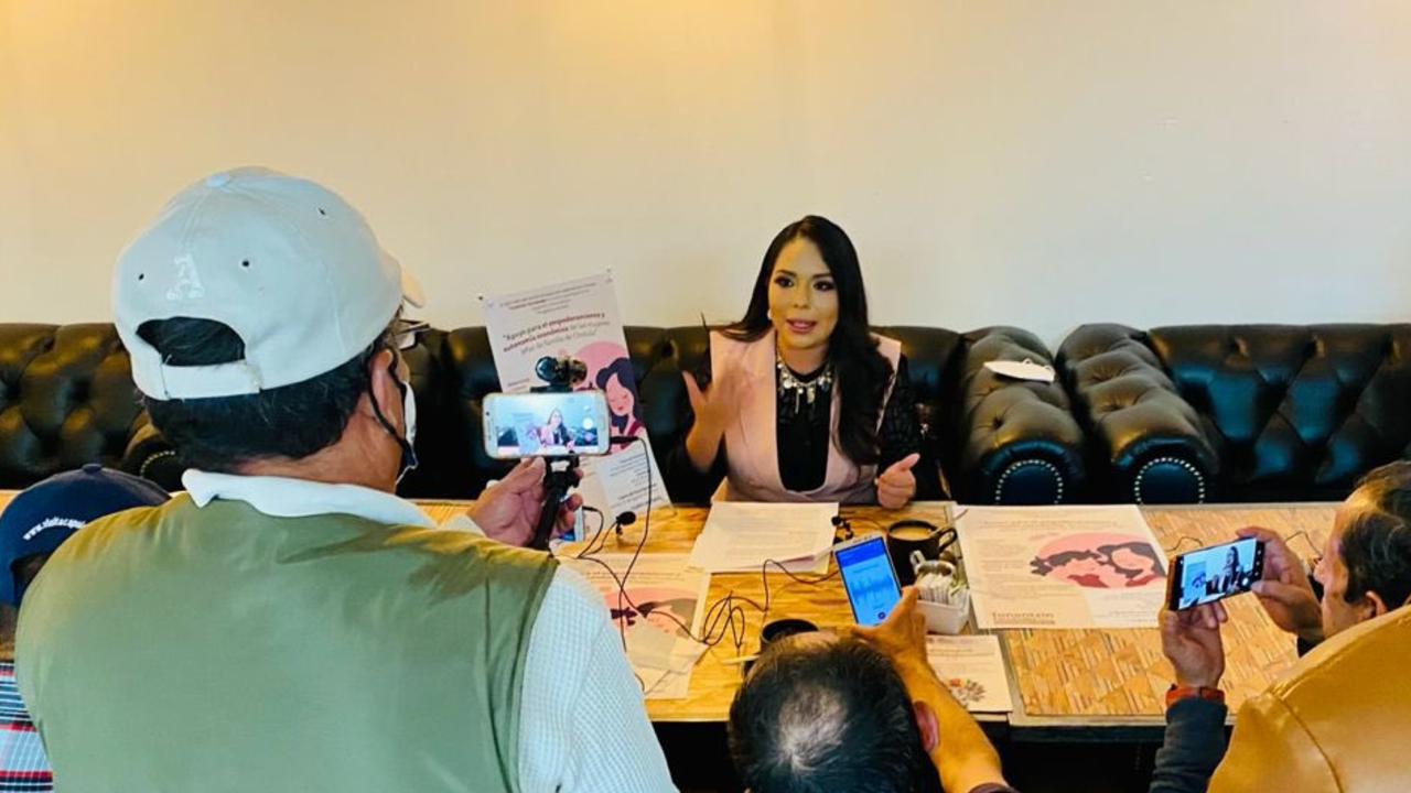 Por: Cortesía Presentan el Programa "Apoyo para el empoderamiento y autonomía económica de las mujeres jefas de familia de Cholula”
