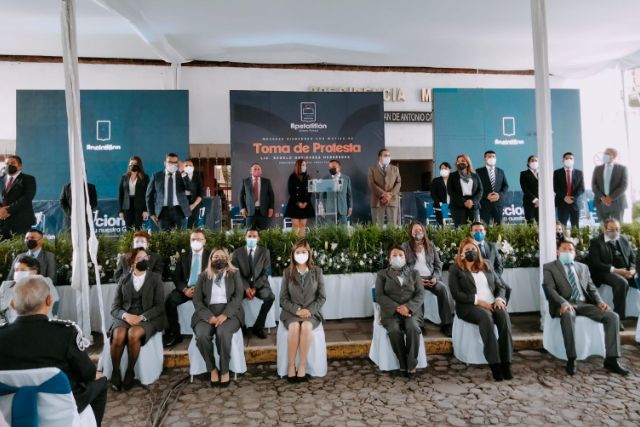 Por: Cortesía Ángelo Gutiérrez recibe administración de San Pablo Apetatitlán.