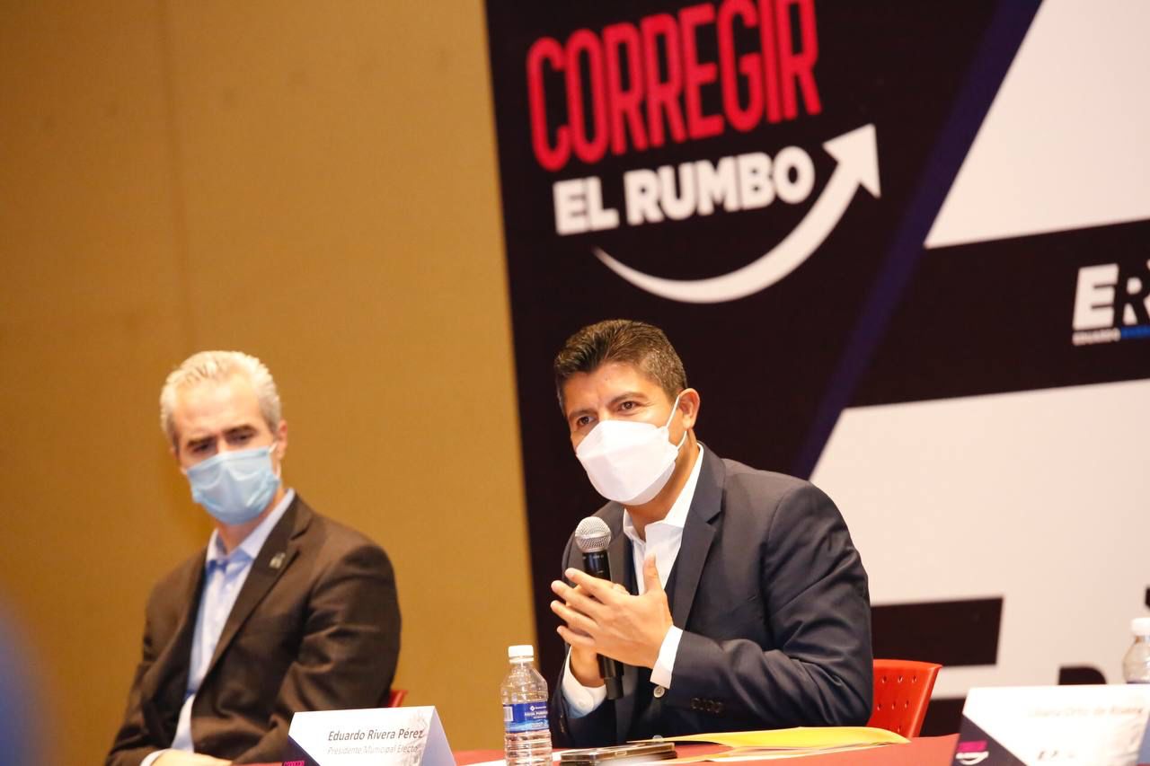 Por: Cortesía Para corregir el rumbo de Puebla es necesario el trabajo en equipo: Eduardo Rivera