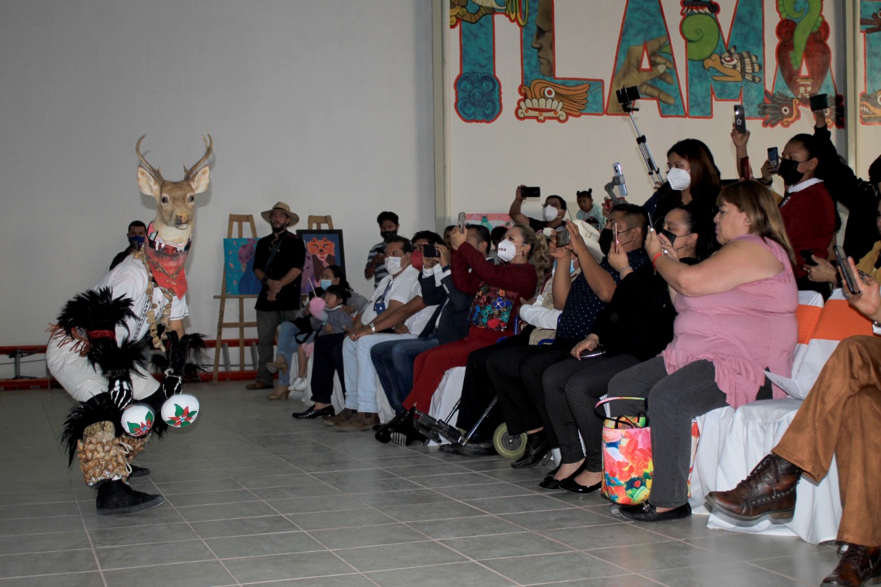 Salón cultural Calpan 5