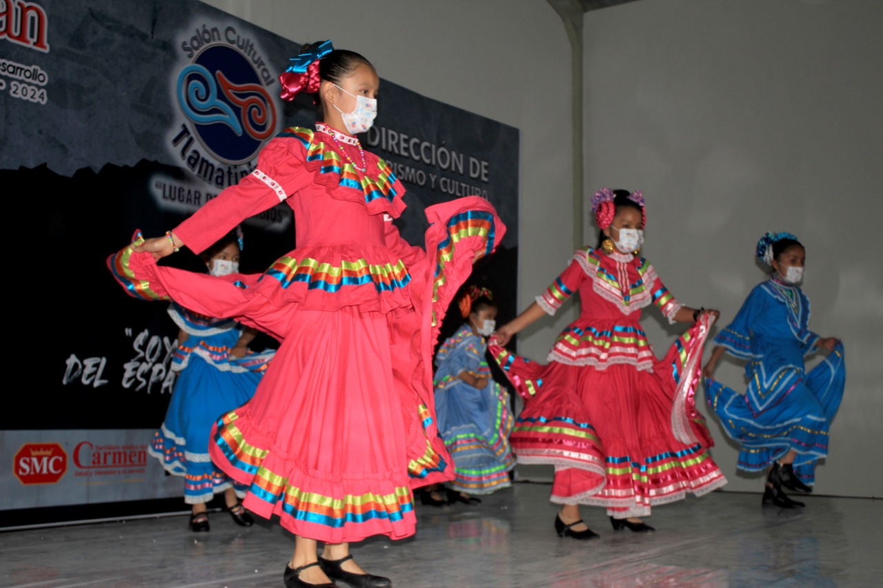 Salón cultural Calpan 6