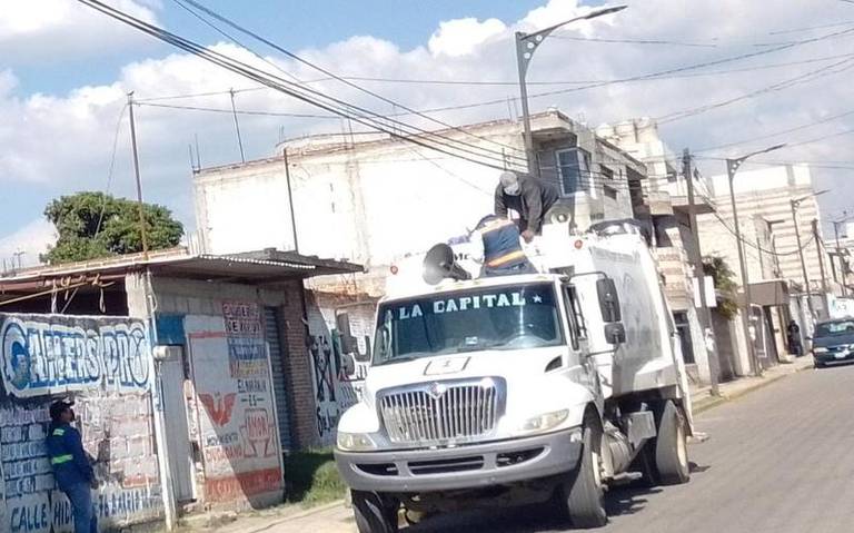 Barrio de San Cosme no cuenta con servicios de agua ni recolección de basura desde hace dos meses