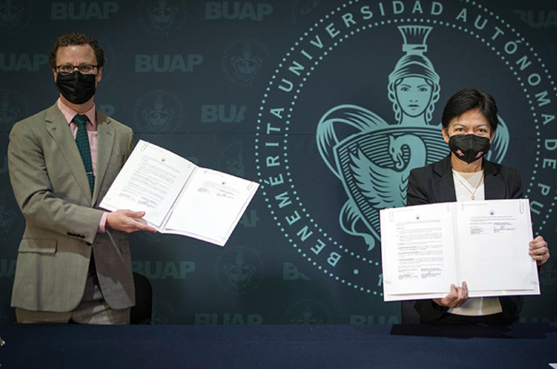 Por: Cortesía Firman convenio de colaboración entre la BUAP y el Ministerio de Educación de Perú