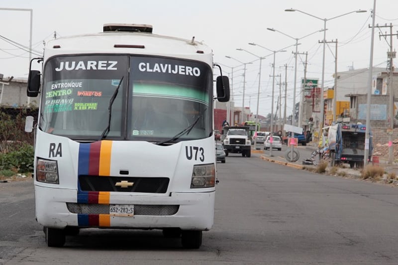 Por: Cortesía Con pistola en mano asaltaron la unidad 61 de la Ruta Azteca en la colonia Joaquín Colombres