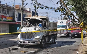 Por: Cortesía Tres personas gravemente heridas por explosión de pirotecnia durante peregrinación