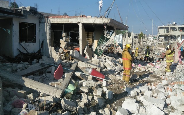 Once familias que perdieron su casa en explosión de Xochimehuacan no han aceptado ser reubicadas