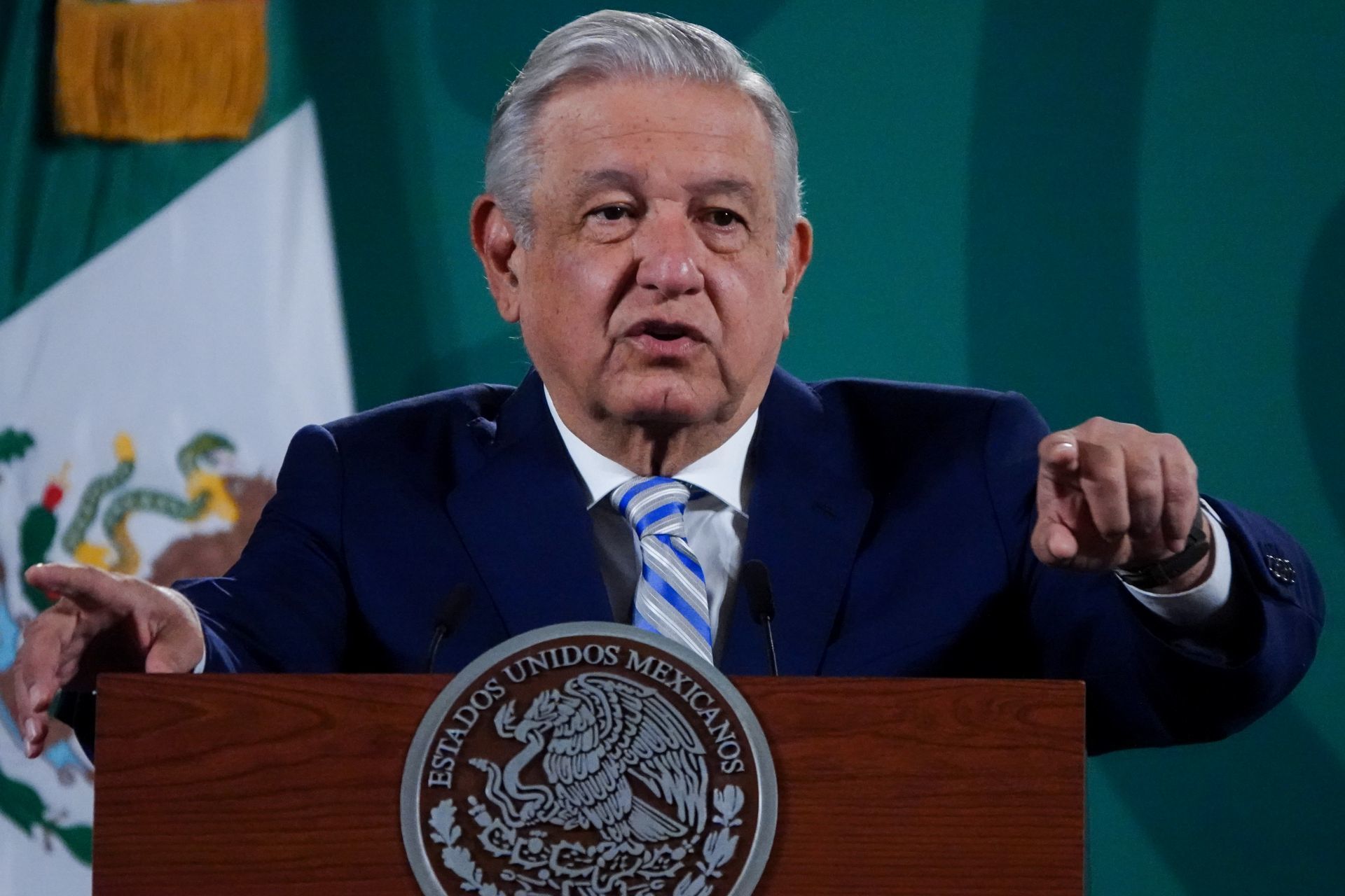 Por: Cortesía AMLO notifica que no se suspenderá la consulta de revocación gracias a la resolución de la Corte
