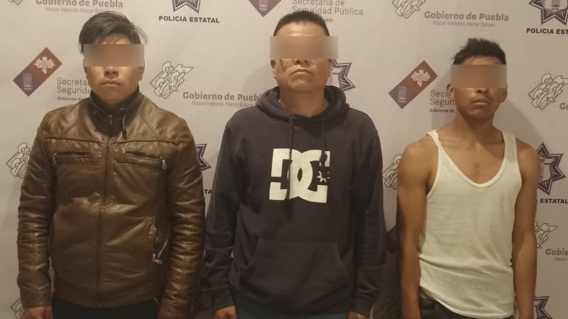 Por: Cortesía Policía detiene a 3 hombres dedicados al robo de vehículos y narcomenudeo en Tehuacán