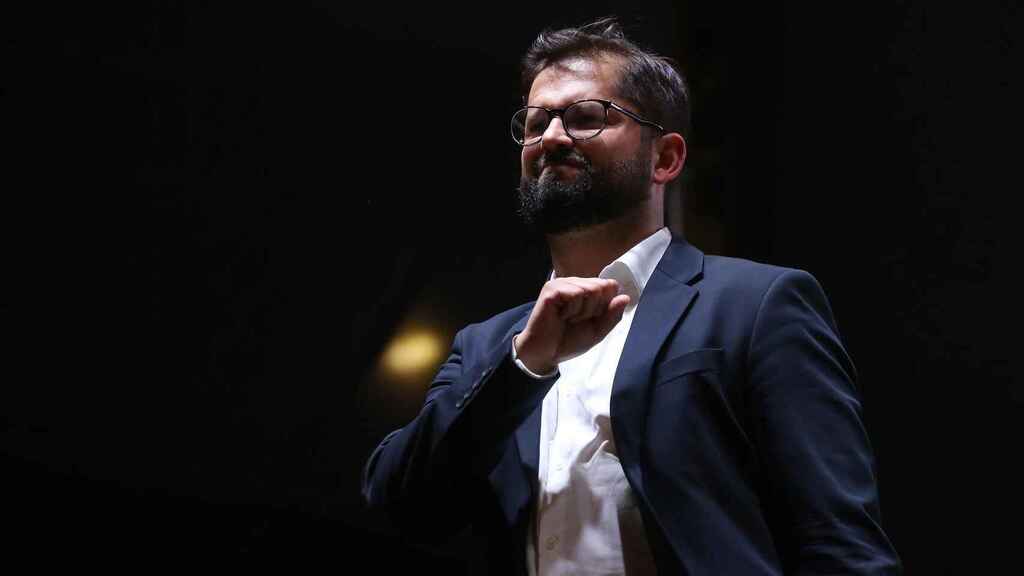 Por: Cortesía El es Gabriel Boric, el presidente electo de Chile