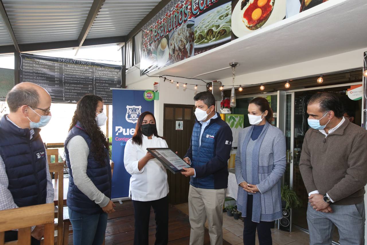 Por: Cortesía Inauguran negocio numero 30 bajo programa “Apertura a la palabra”