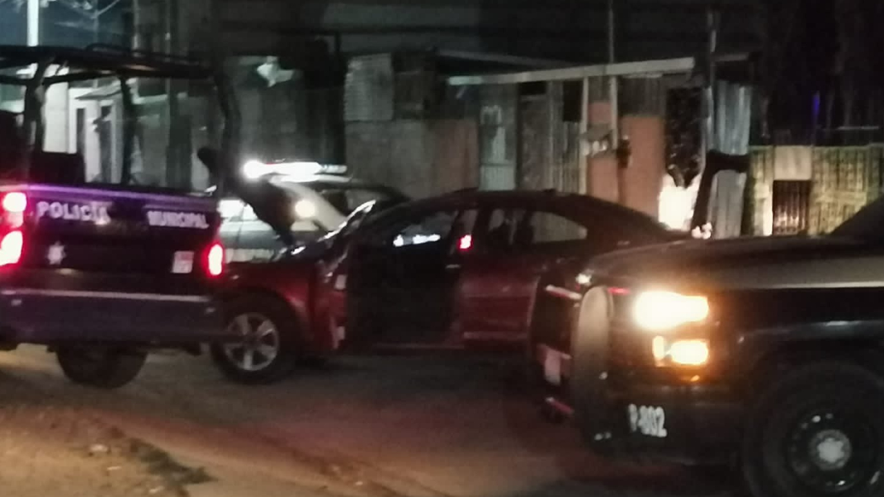 Por: Cortesía Acribillan a conductor de un Mustang en San Pedro Cholula