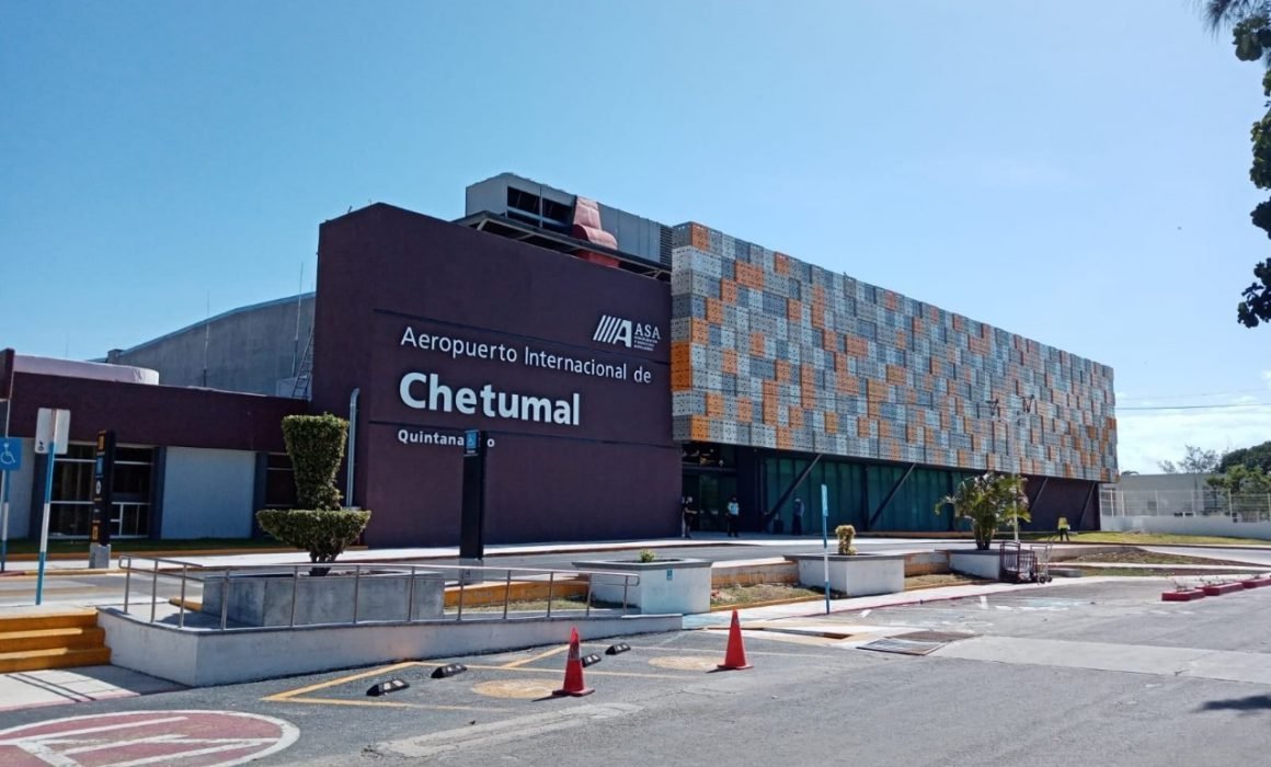 Por: Cortesía Alistan traspaso del aeropuerto de Chetumal a la Sedena