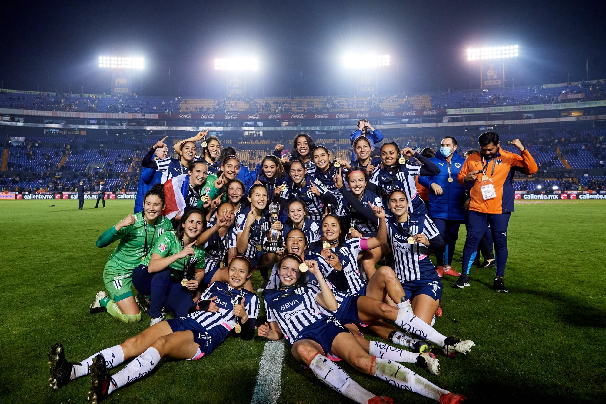 Por: Cortesía Rayadas hace historia y se coronan campeonas de la Liga MX Femenil