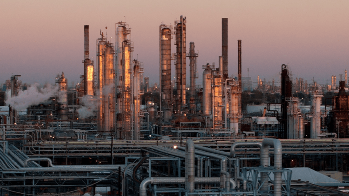Por: Cortesía EU autorizó la venta a Pemex de la refinería Deer Park: AMLO