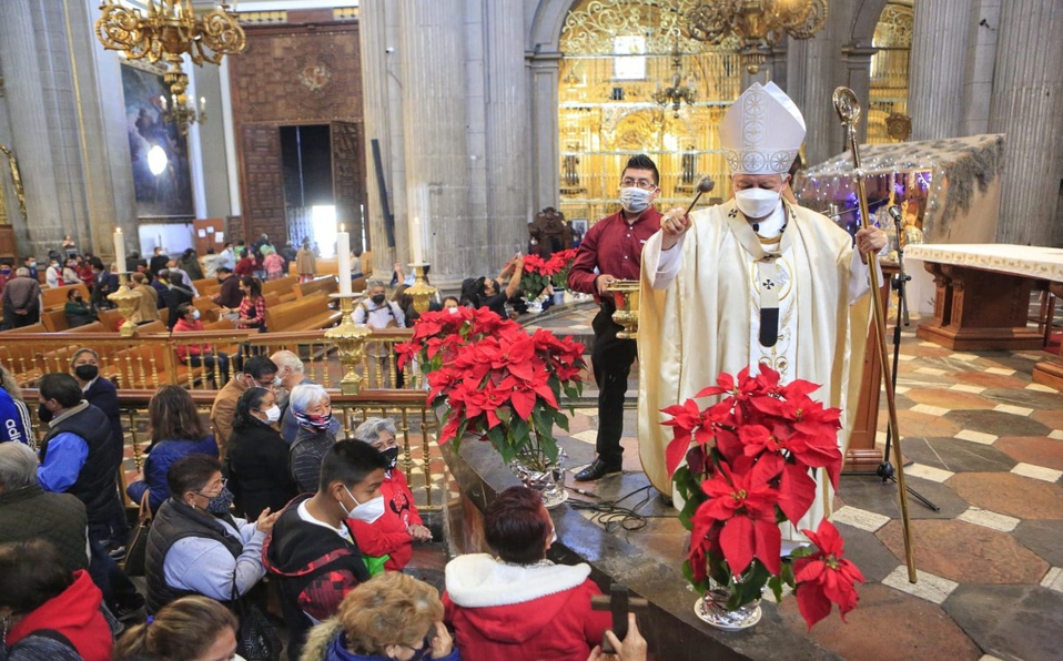 Por: Cortesía Arzobispo de Puebla llama a defender modelo de familia tradicional