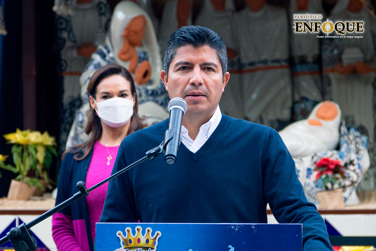 Por: Alex Muñoz Pese a rechazo al DAP, Eduardo Rivera mantiene ánimo para trabajar por Puebla