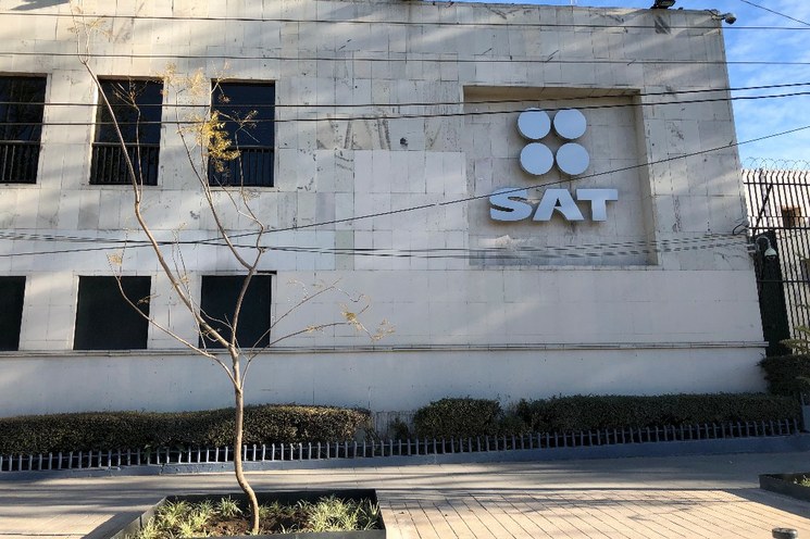 Recortan gasto anticorrupción a UIF y SAT para 2022