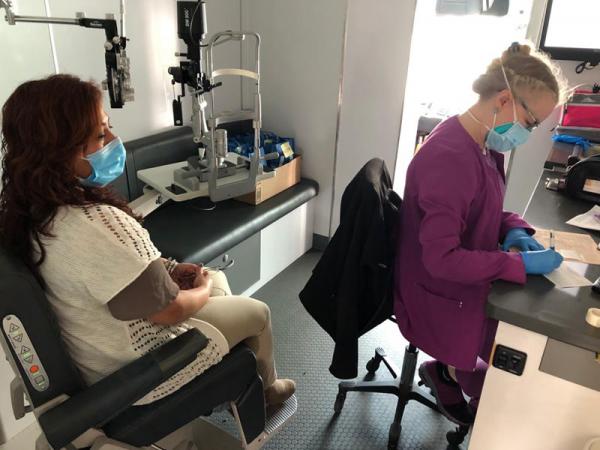 Fortalece IPAM relación consular en Los Ángeles para atender a migrantes poblanos