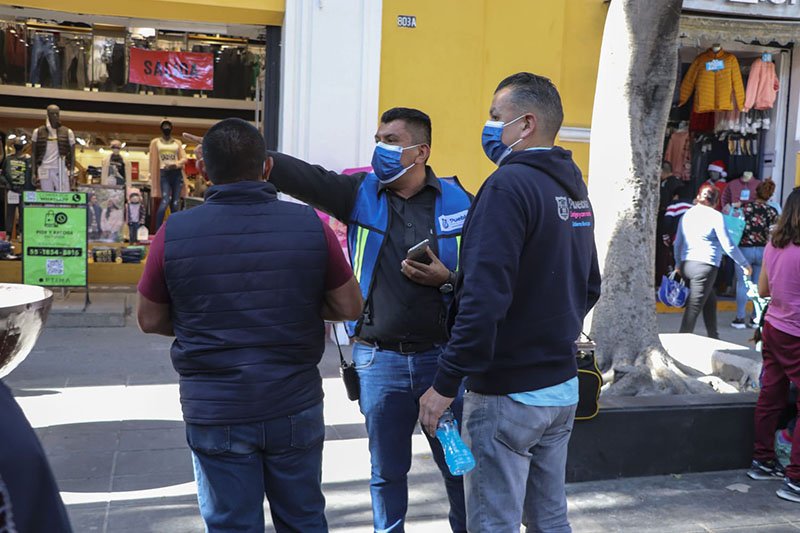 Por: Cortesía Realizan operativos para imbuir comercio informal en el Centro Historico