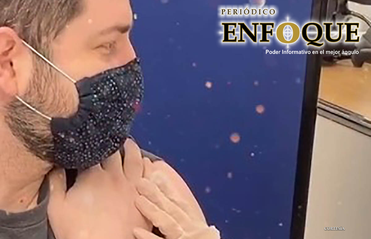 Foto: Cortesía Joven va al Supermercado y sale Vacunado contra el COVID-19.