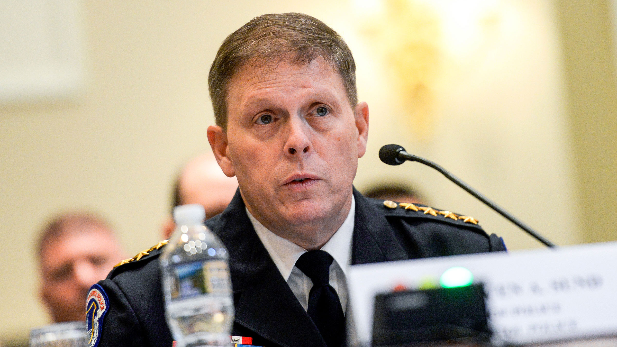 Foto: Cortesía Jefe de policía del Capitolio de Estados Unidos renuncia tras violenta turba pro Trump