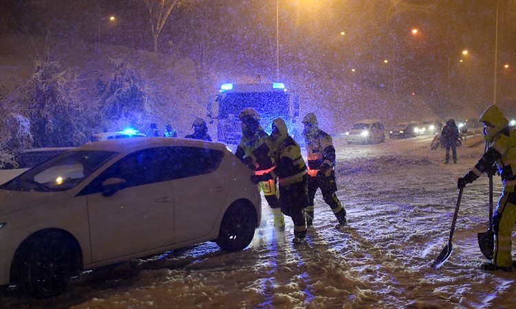 Foto: Cortesía España empieza a retirar la nieve de la tormenta Filomena