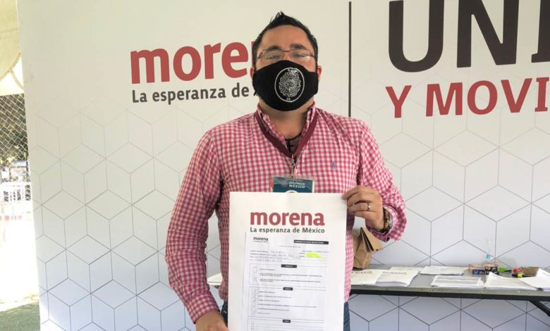 Foto: Cortesía Reportero de la mañanera, Paul Velázquez se registra como precandidato a diputado federal por Morena