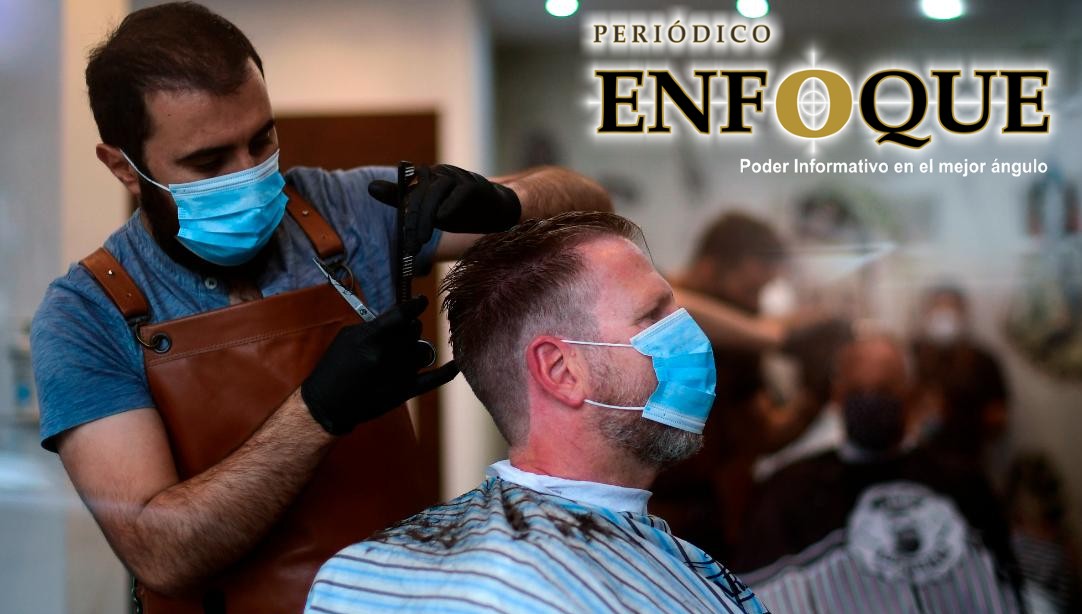 Foto: Cortesía Peluqueros alemanes arremeten contra los jugadores  de fútbol por acudir a Barberías Clandestinas