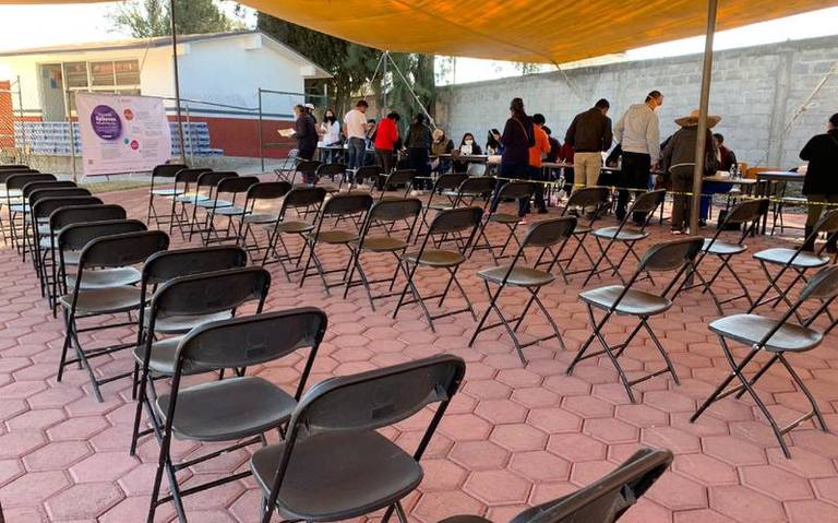 A vacunación de refuerzo en Chiautempan llegaron más docentes de lo esperado