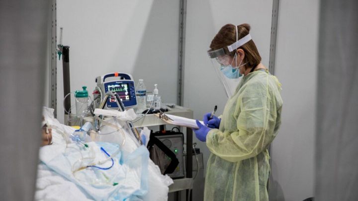 ¿Golpe de suerte! Eenfermera que atiende COVID-19 se gana la lotería