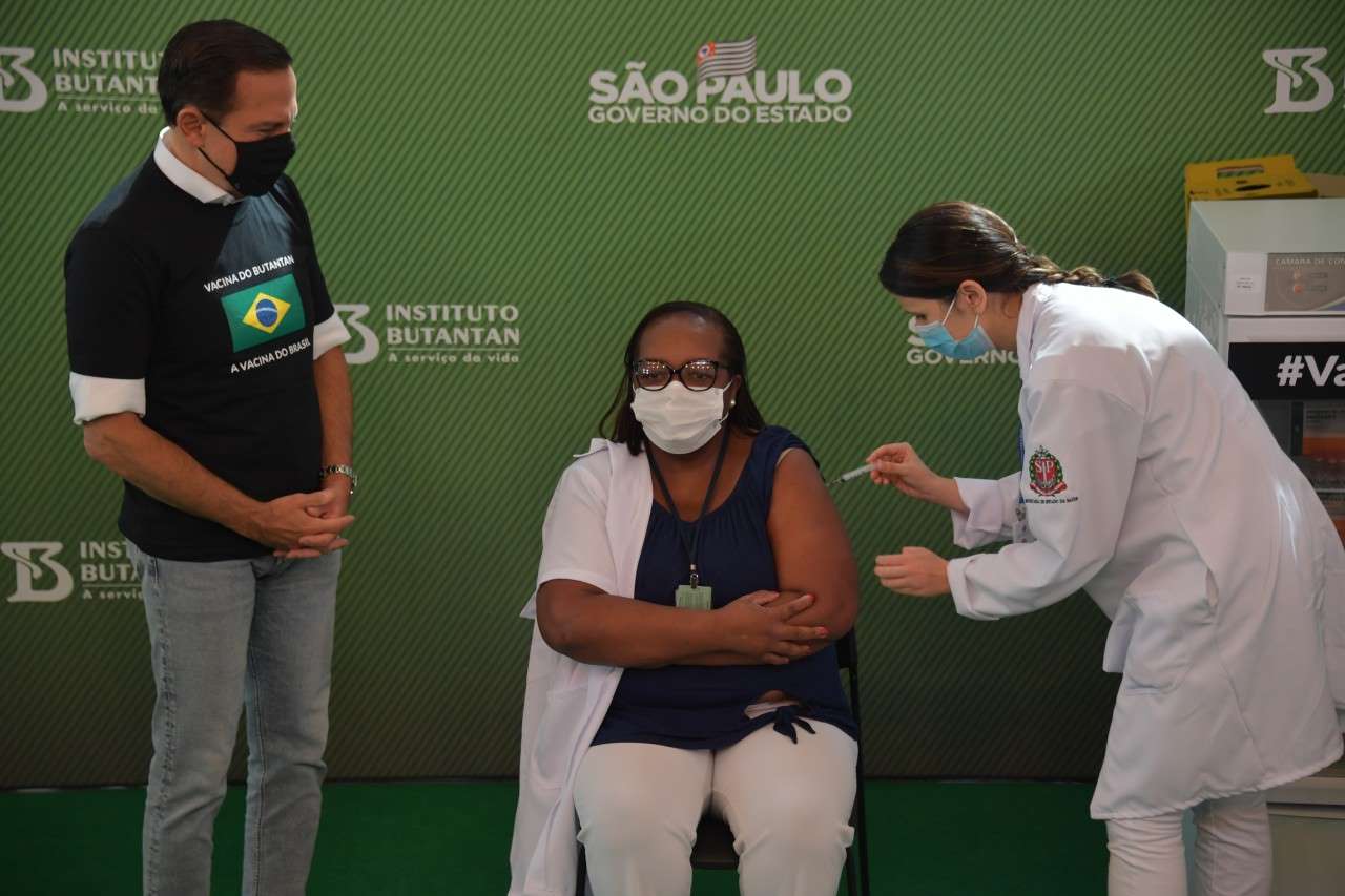 Foto: Cortesía Brasil aprueba el uso de las vacunas de Sinovac y AstraZeneca