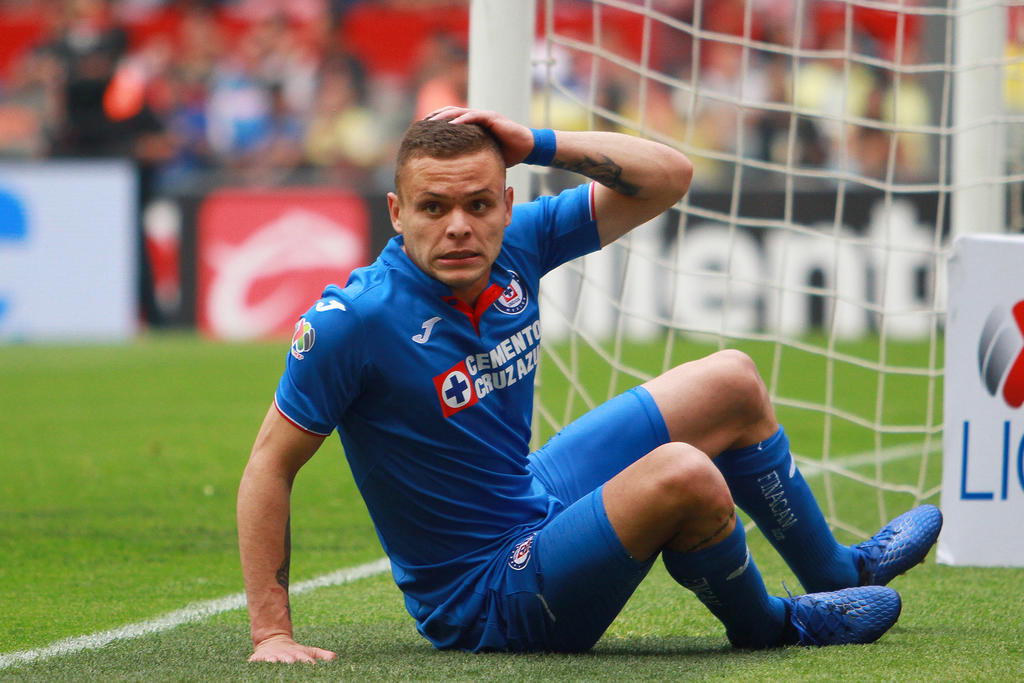 Foto: Cortesía Cruz Azul castigaría a 'Cabecita' Rodríguez por fiestero mandándolo a China