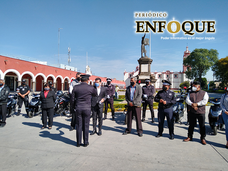 Foto: Cortesía Entrega Arriaga 26 motopatrullas eléctricas y dos patrullas para seguridad en Cholula
