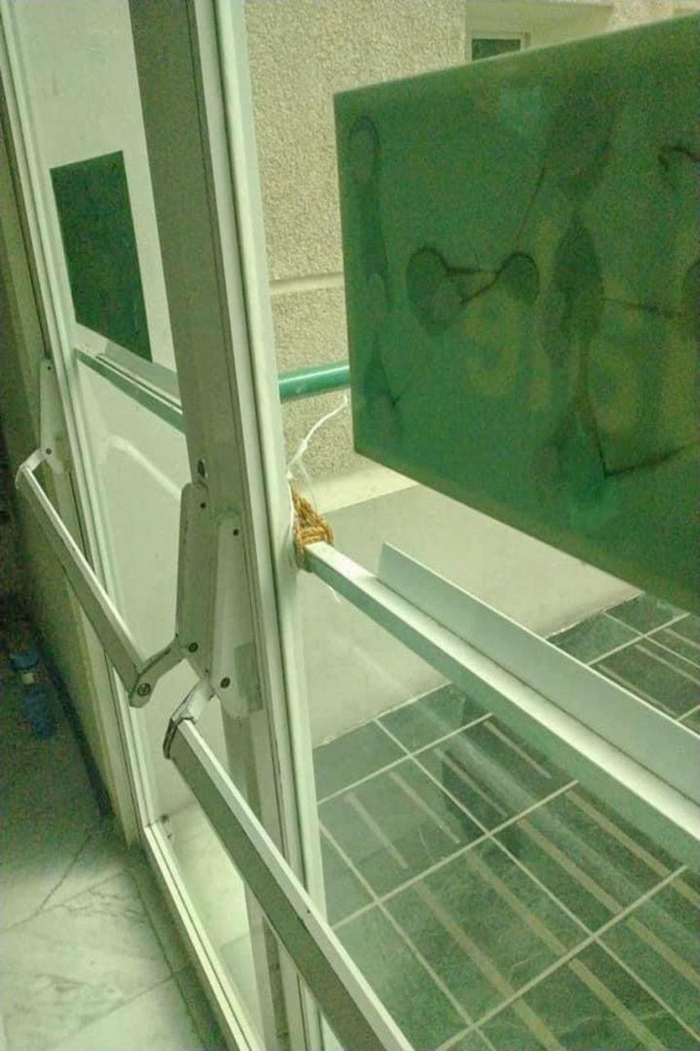 Foto: Cortesía Médicos de hospital en Toluca denunciaron que fueron encerrados para no quejarse durante la visita de Alfredo del Mazo