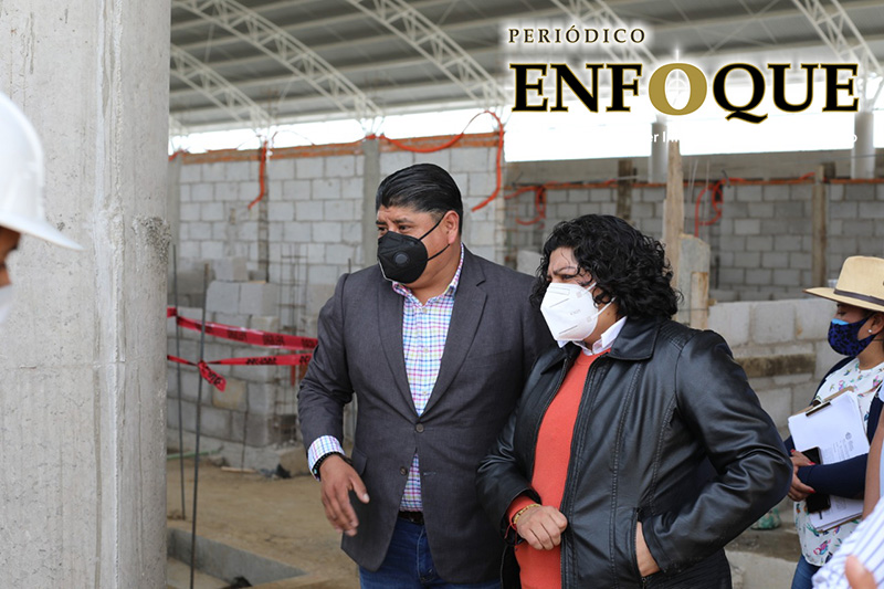 Karina Pérez Popoca continúa con apoyos a familias por la pandemia y proyectos de impacto