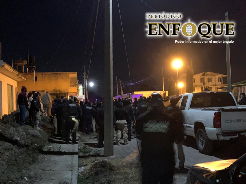 Foto: Rommel Bonilla  Rescatan a dos sujetos de ser linchados en Tlaltelulco, Tlaxcala