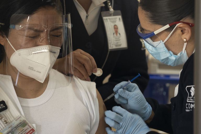 Foto: Cortesía Ya se han aplicado 618,768 dosis totales de la vacuna contra Covid19 en México