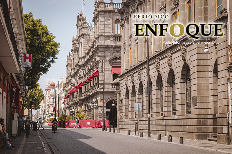 Foto: Alex Muñoz Reabren parcialmente calles del Centro Histórico
