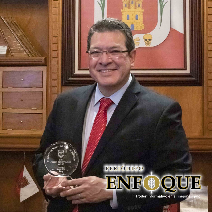 Foto: Cortesía Galardona Universidad de Chicago al gobernador de Tlaxcala, con Premio al Mérito Profesional 2020