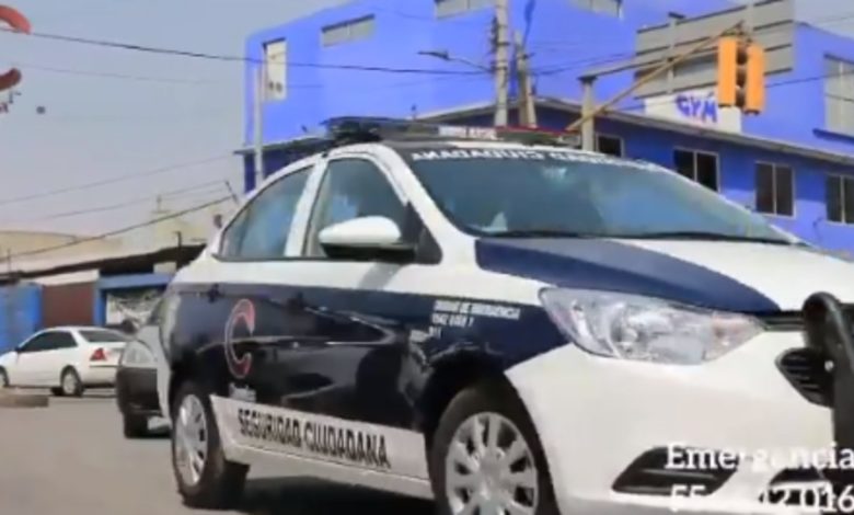 Foto: Cortesía Captan a policías extorsionando a chófer: le quitaron un celular y sus documentos (Video)