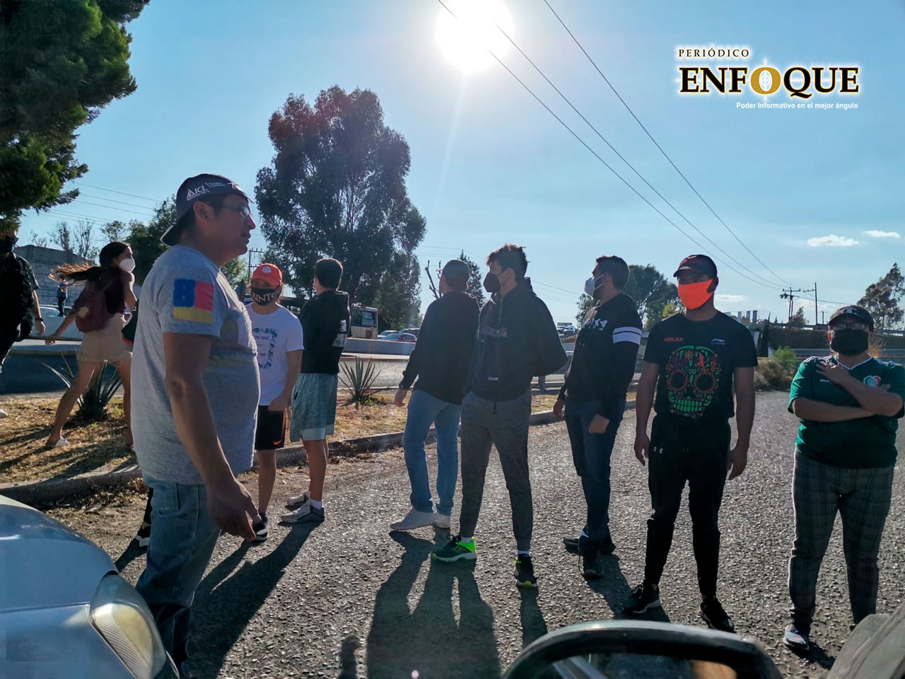 Por: Cortesía Estudiantes de la UDLAP generan caso vial en la recta a Cholula y Periférico